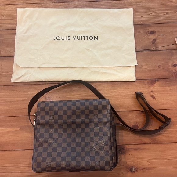 Louis Vuitton Damier Ebene Naviglio messenger bag - Picture 1 of 8